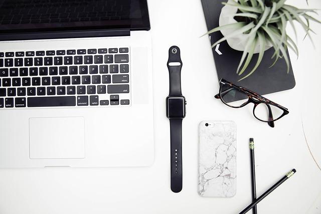 Glow-Enhancing Gadgets Unlock the Secrets to Radiant Skin