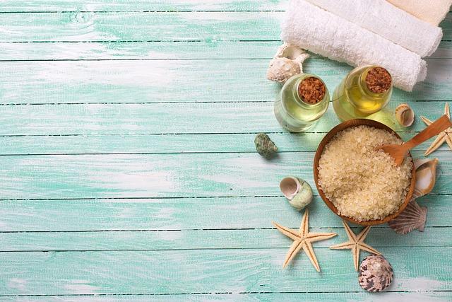 Debunking the Natural Ingredients Fallacy: ‍Why Not Everything from Nature is Good for Your Skin