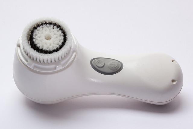 Nurturing Radiance Unveiled: Mastering the Art of Gentle Cleansing for Sensitive Skin