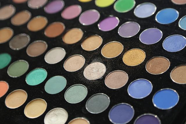 Master the Art of Versatility with These Must-Have Eyeshadow Palettes