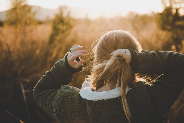 Must-Try Looks: Versatile and Easy Hairstyles for Medium-Length Hair