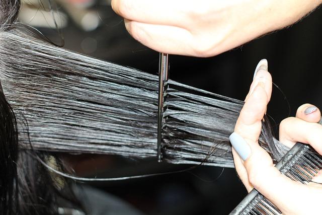 Flattering Cuts to Add Volume and Depth